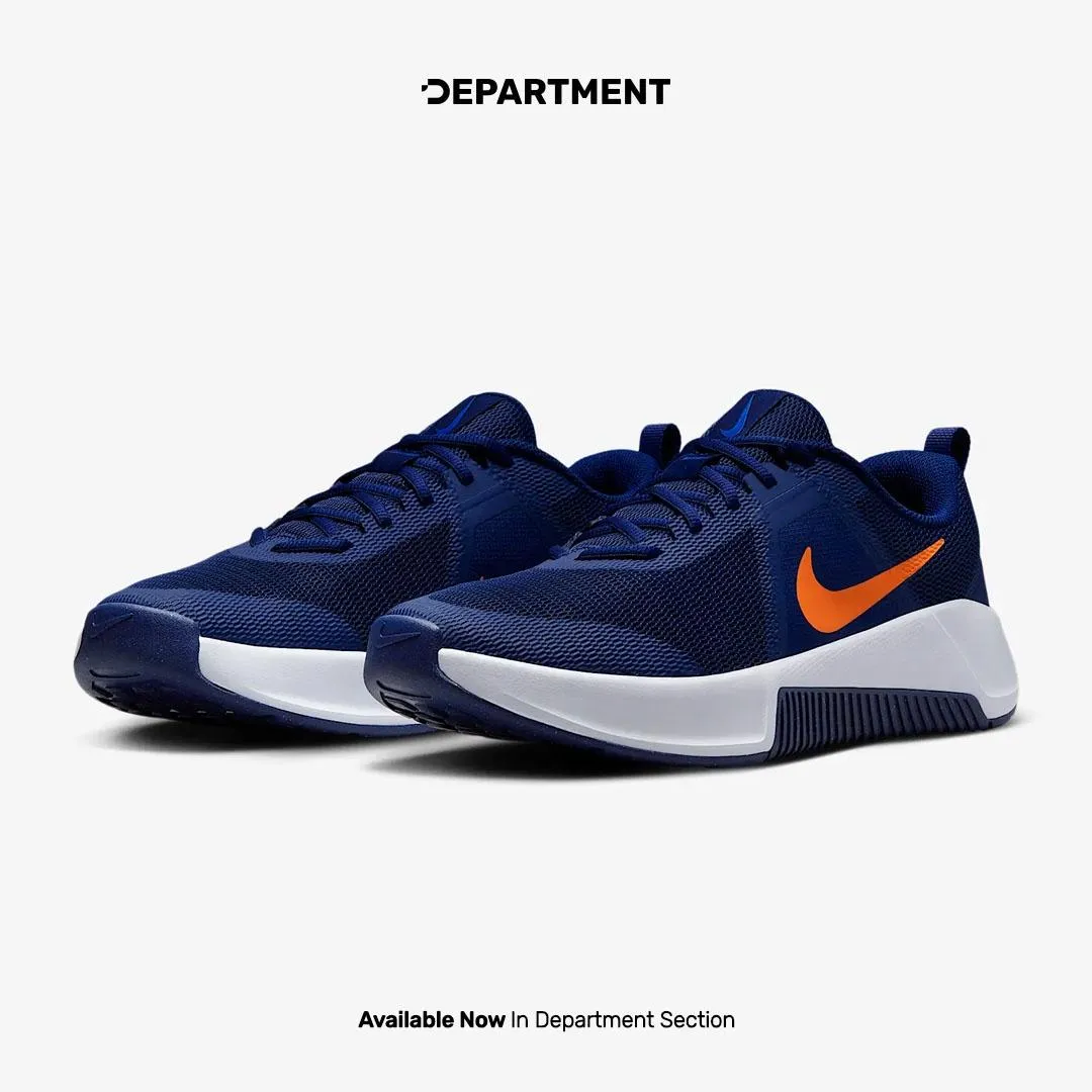 3 TRAINER NIKE Data-driven MC Rich collection