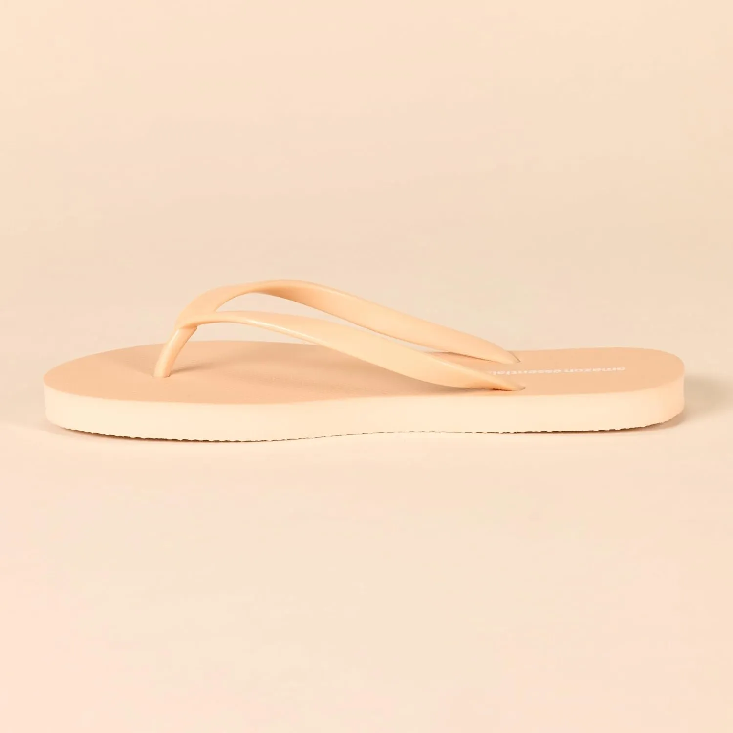 Amazon Essentials Women's Flip Flops, Pack of 3