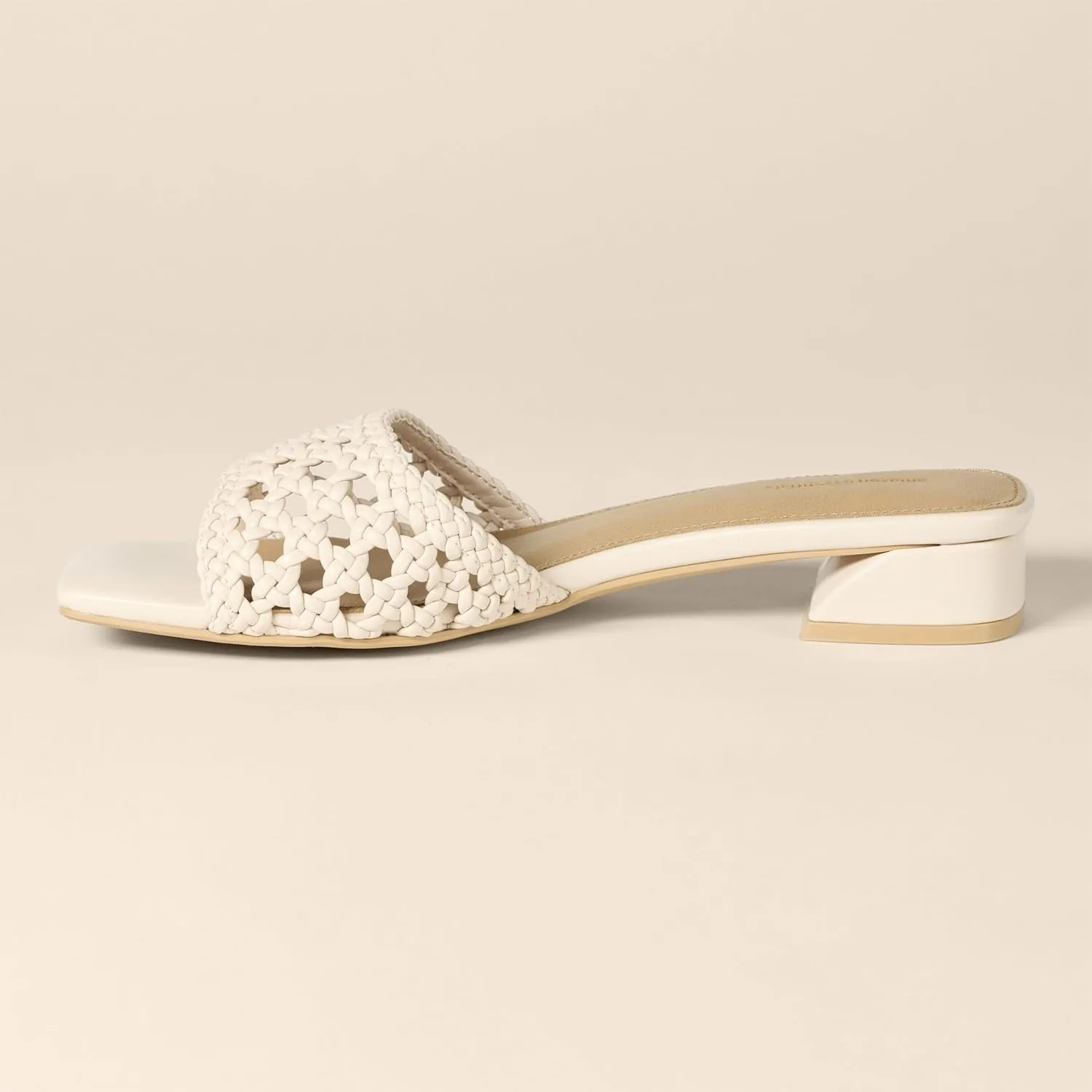 Amazon Essentials Women's Mini Heel Mule Sandals
