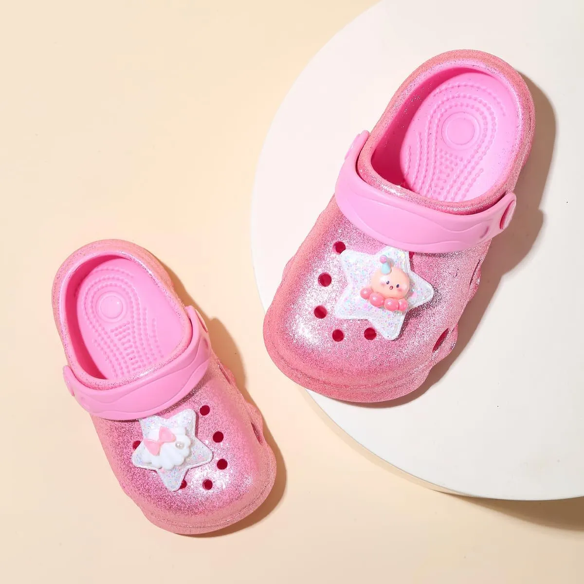 Casual Bright-Colored Clogs for Kid's, Toddlers, Girls, Breathable Lightweight Children's Garden Shoes for Beach Pool, Anti Slip Sandals Clogs, Water Shoes Summer Slides