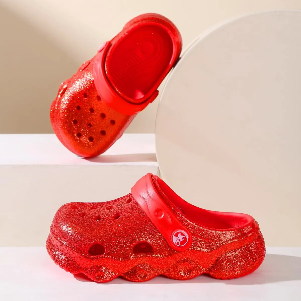 Casual Bright-Colored Clogs for Kid's, Toddlers, Girls, Breathable Lightweight Children's Garden Shoes for Beach Pool, Anti Slip Sandals Clogs, Water Shoes Summer Slides