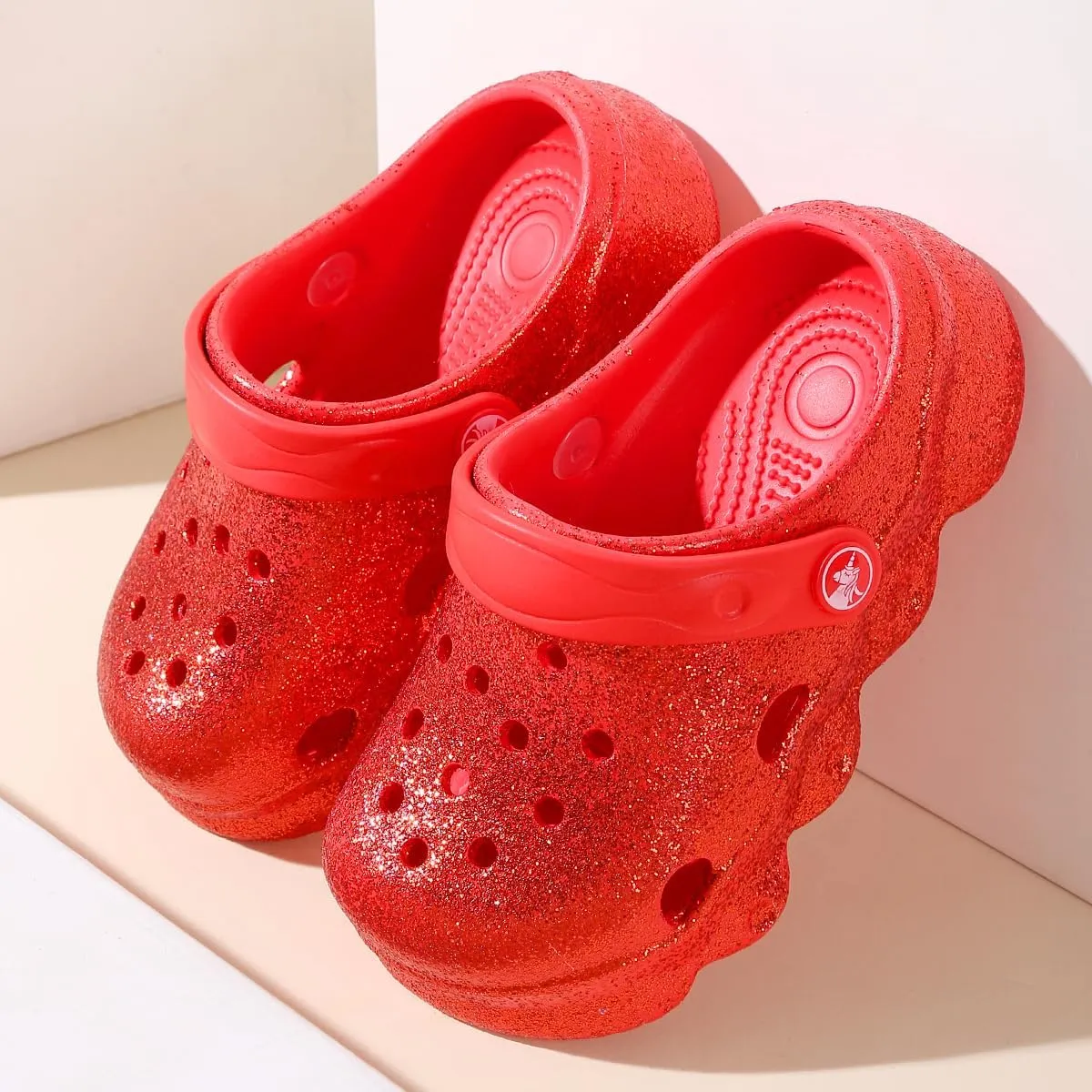 Casual Bright-Colored Clogs for Kid's, Toddlers, Girls, Breathable Lightweight Children's Garden Shoes for Beach Pool, Anti Slip Sandals Clogs, Water Shoes Summer Slides