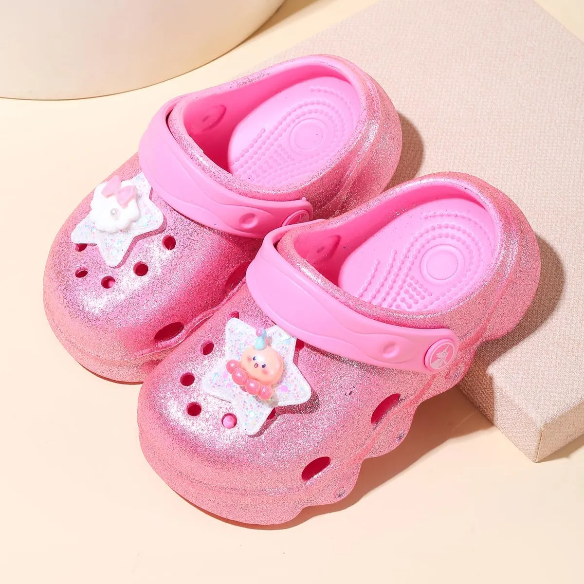 Casual Bright-Colored Clogs for Kid's, Toddlers, Girls, Breathable Lightweight Children's Garden Shoes for Beach Pool, Anti Slip Sandals Clogs, Water Shoes Summer Slides