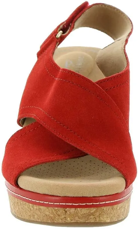 Clarks Women's Giselle Cove Wedge Sandal