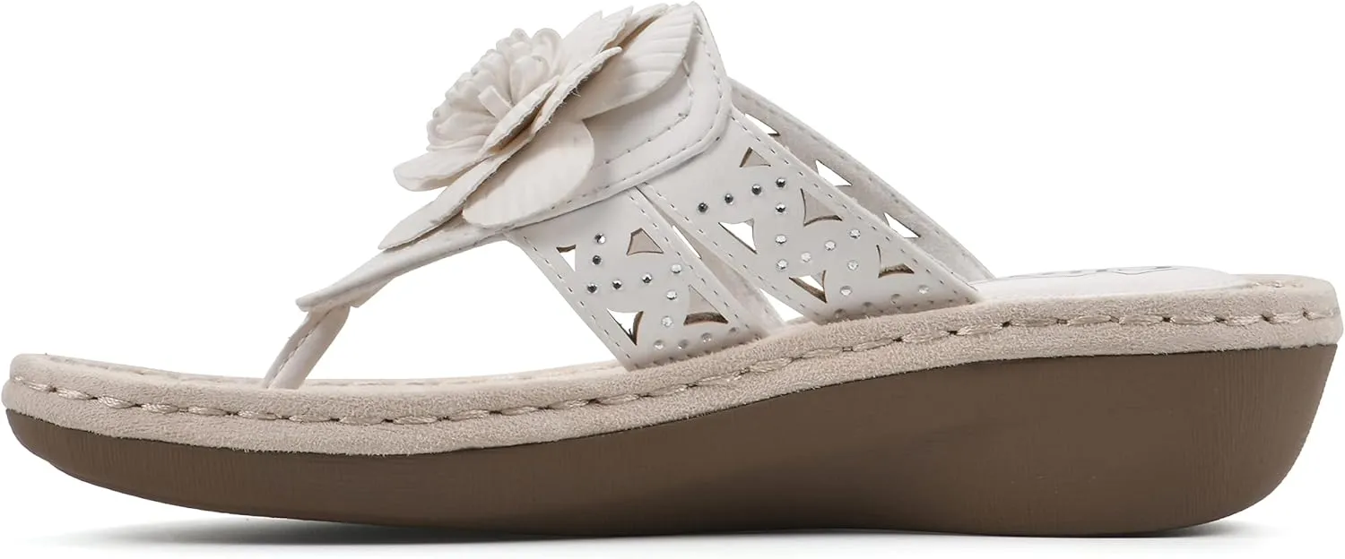 CLIFFS BY WHITE MOUNTAIN Women's Cynthia Wedge Sandal
