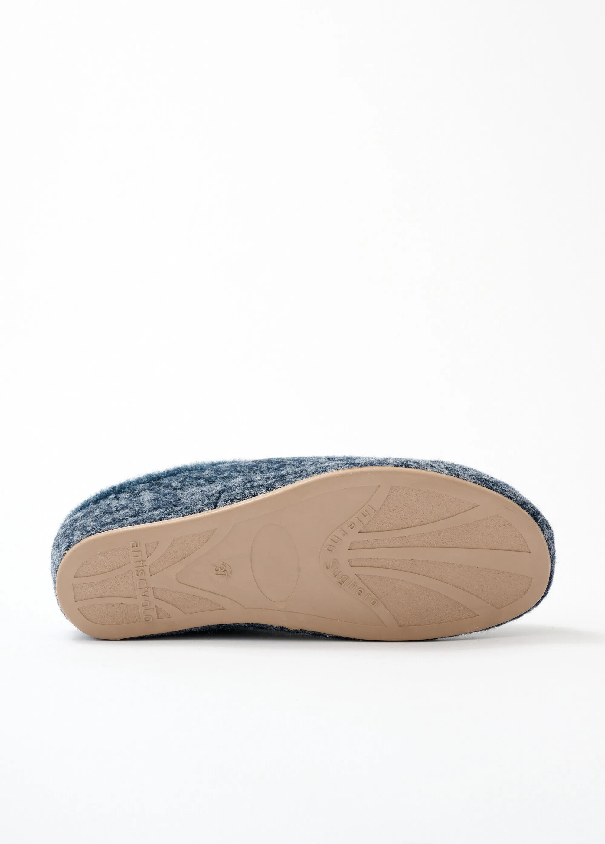 Comfort width embroidered mule slippers