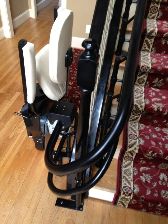Custom Curved Stairlift </br> Helix