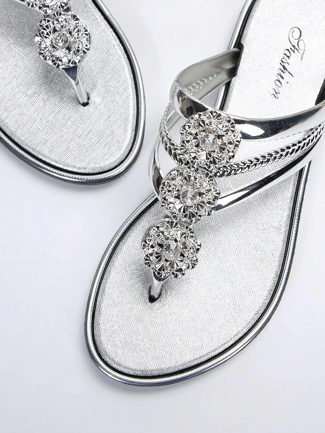 Floerns Women's Flat Sandals Flip Flop Sandals Summer Slip on Dressy Thong Sandal