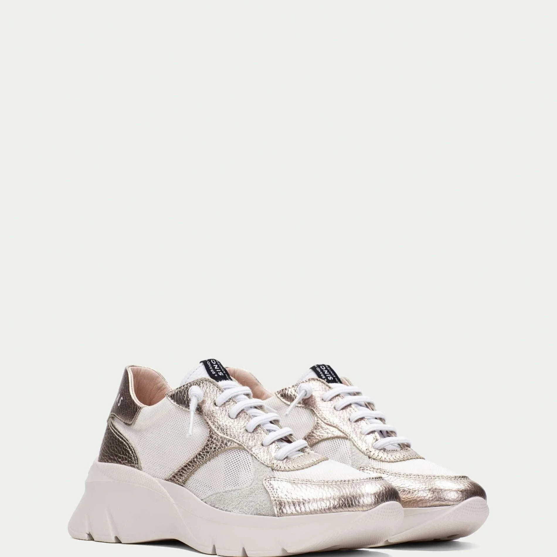 Hispanitas Metallic Sporty Wedge Trainer | CHV253819C