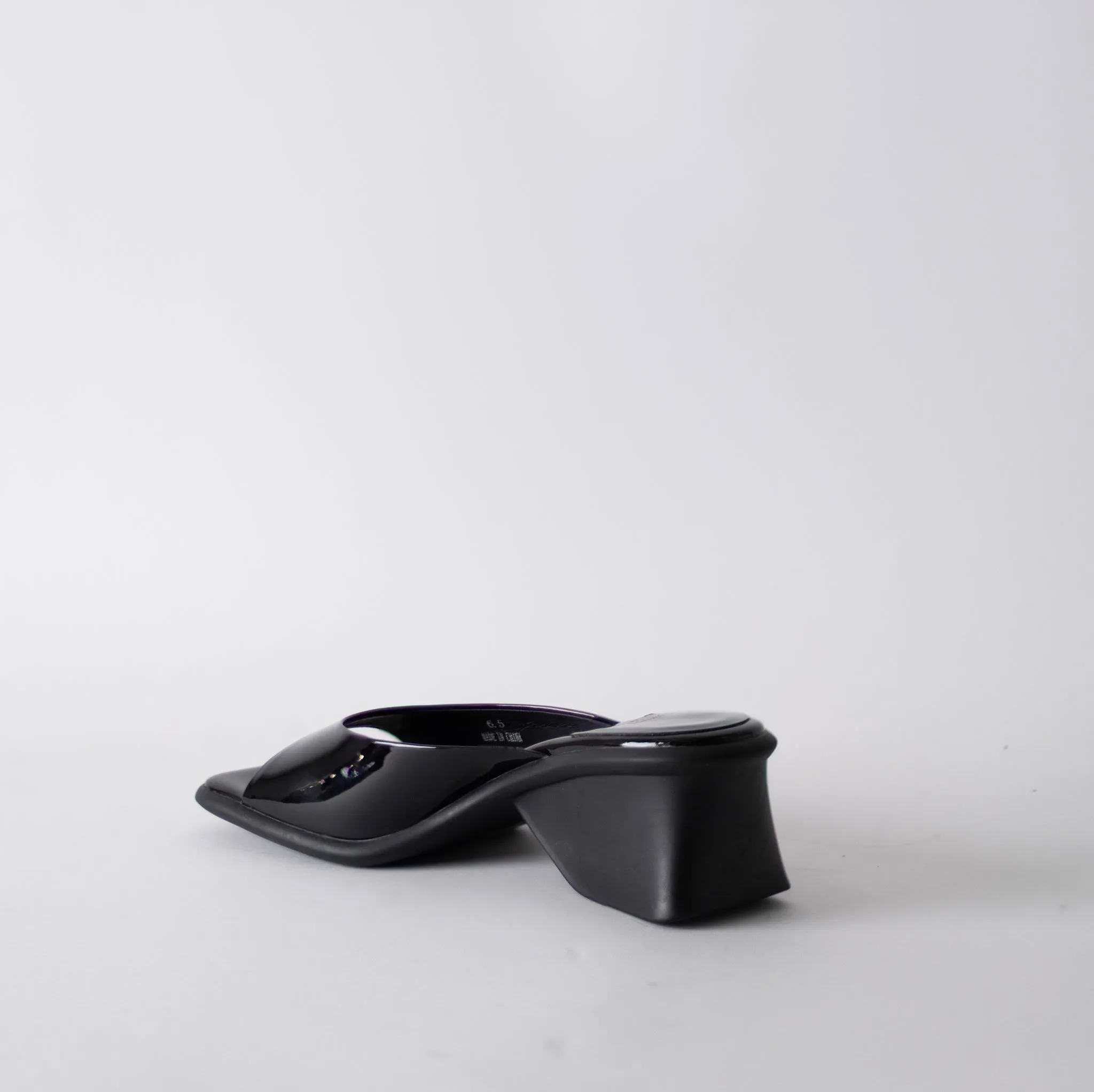 JEFFREY CAMPBELL FALLON - MHOT MULE BLK PATENT