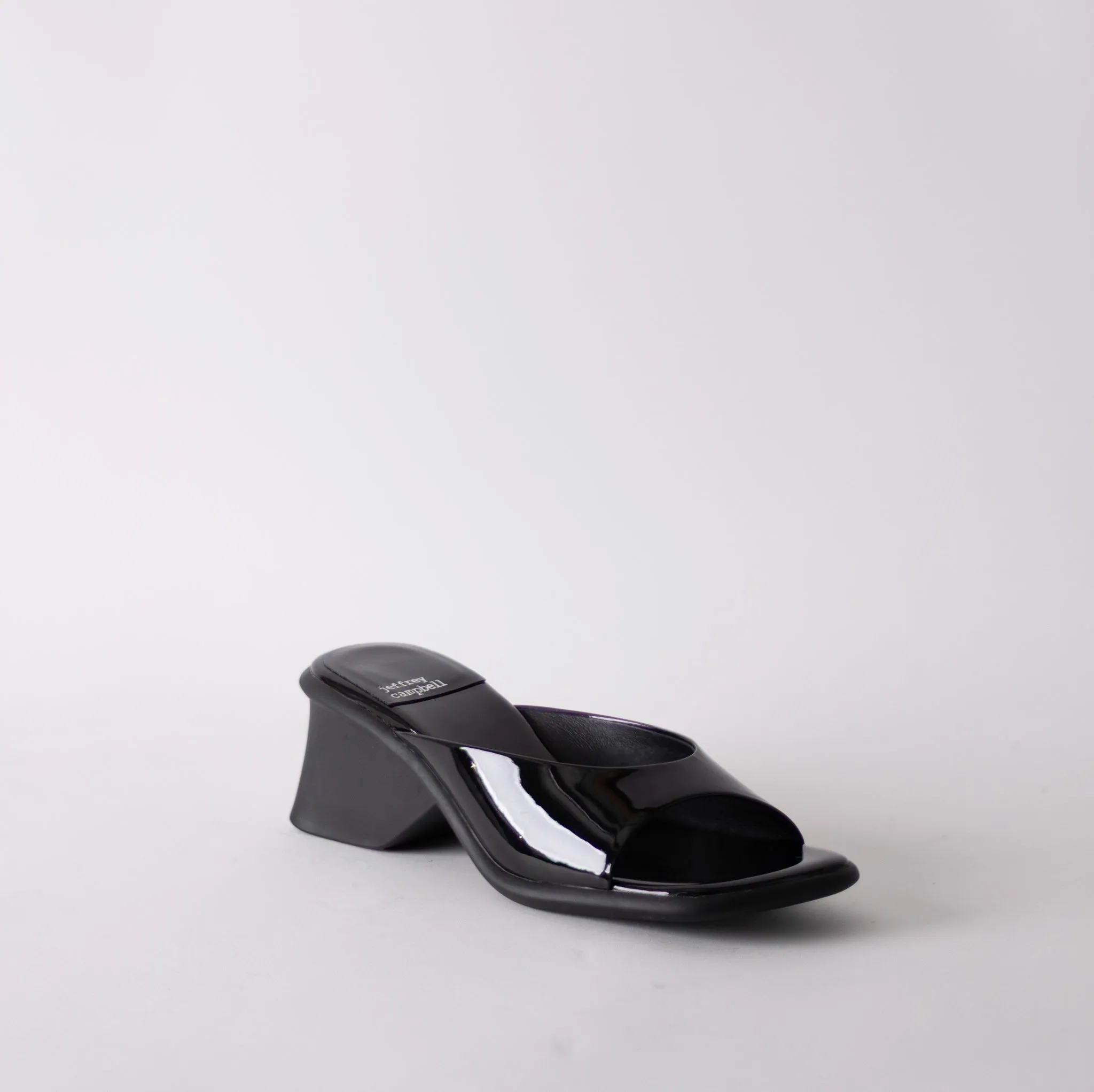 JEFFREY CAMPBELL FALLON - MHOT MULE BLK PATENT