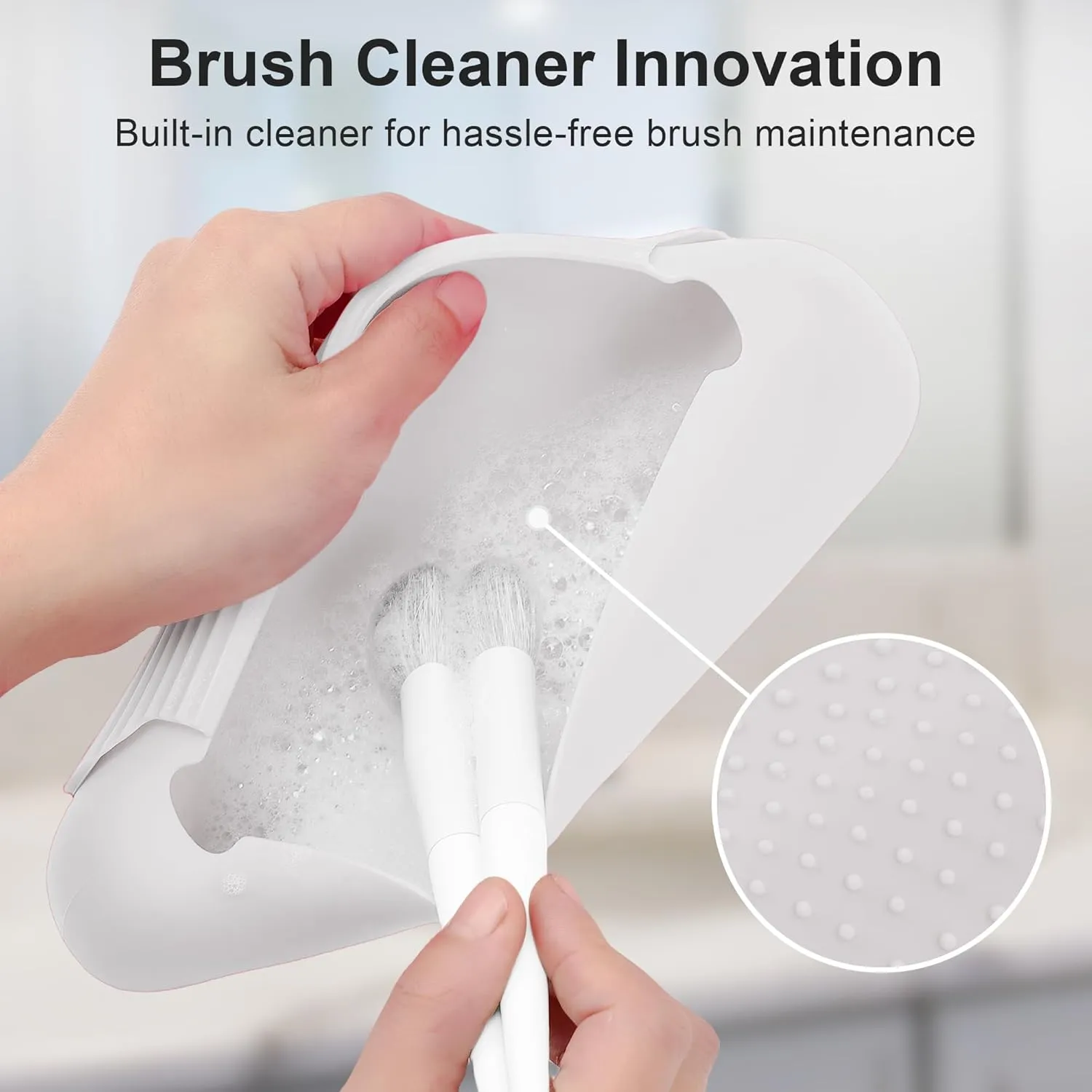 Makeup Brush Holder,Silicon Portable Cosmetic Face Brushes Holder with Built-in Brush Cleaner,Upgrade Travel Essentials Makeup Brush Case,Makeup Tools Organizer for Travel, White