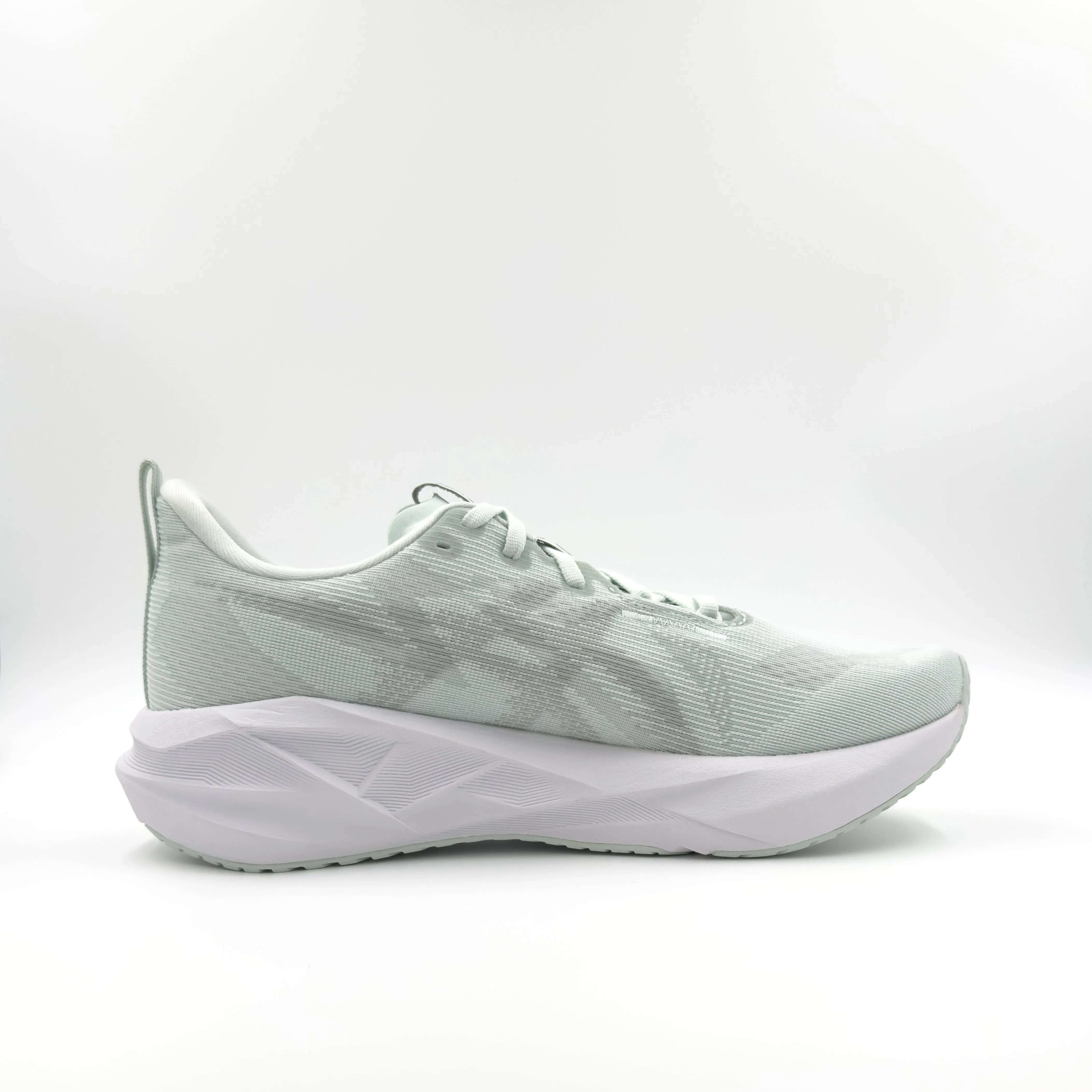 Men's Novablast 5