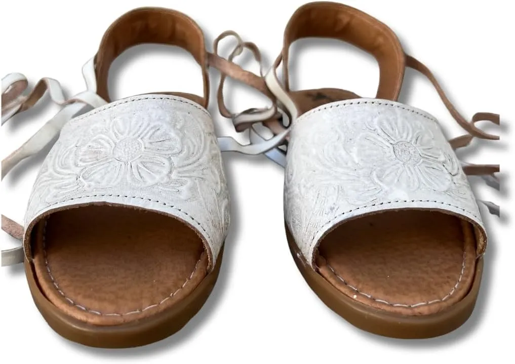 Mexico en la Piel Women's Lace-Up Huarache Sandals - Genuine Leather, Handmade with Floral Cut-Out Design, Casual Comfortable Flats, Closed-Toe and Open-Toe Options, Black and White Colors