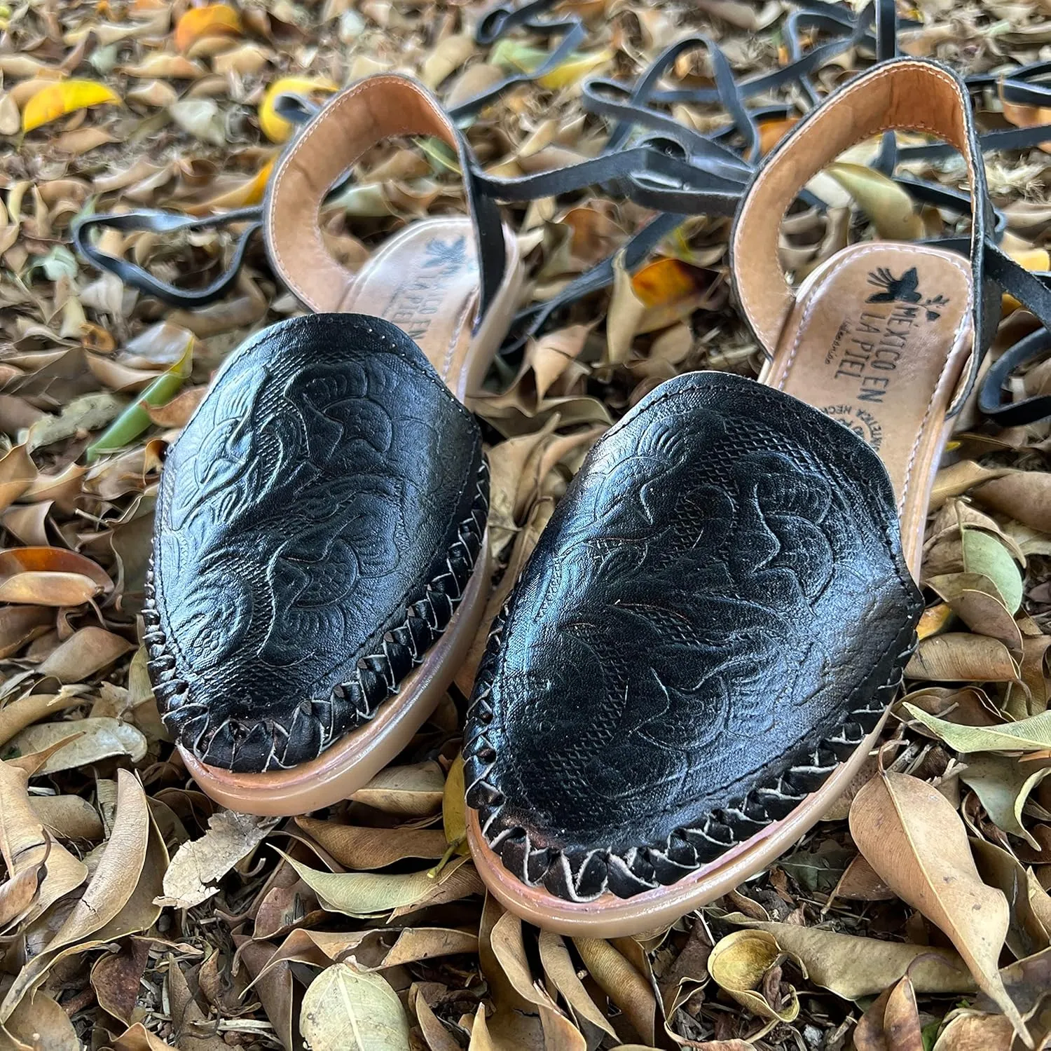 Mexico en la Piel Women's Lace-Up Huarache Sandals - Genuine Leather, Handmade with Floral Cut-Out Design, Casual Comfortable Flats, Closed-Toe and Open-Toe Options, Black and White Colors
