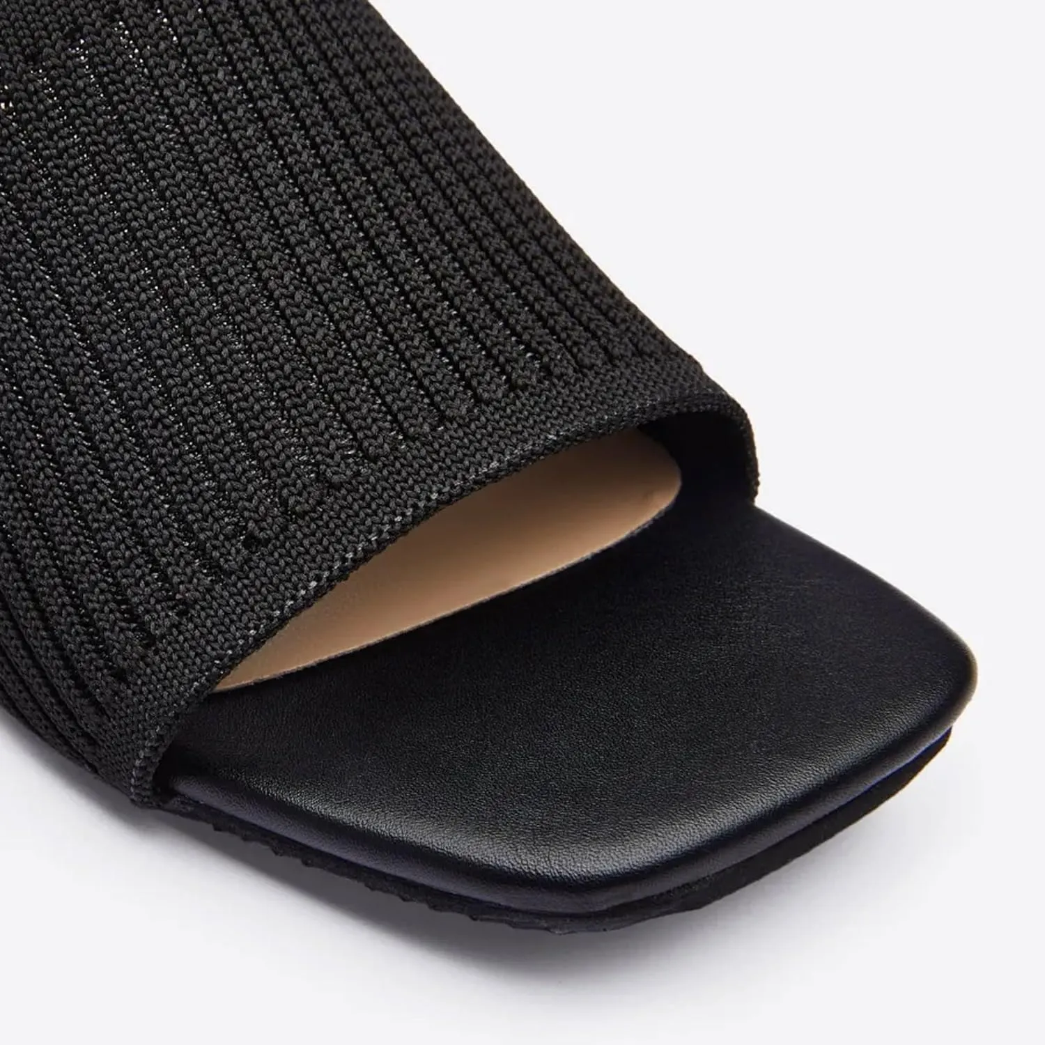 Mousse FIT Women's Breathable Chunky Square Toe Mule Sandals