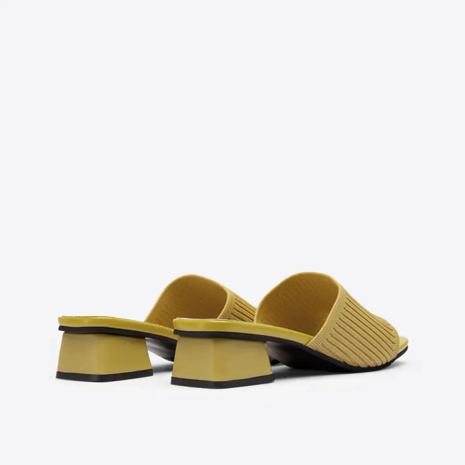 Mousse FIT Women's Breathable Chunky Square Toe Mule Sandals