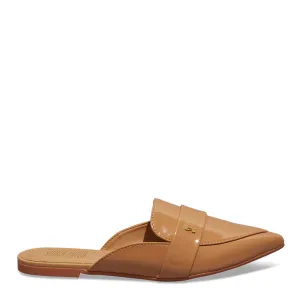 Mule Santa Lolla Caramelo Verniz Bico Fino
