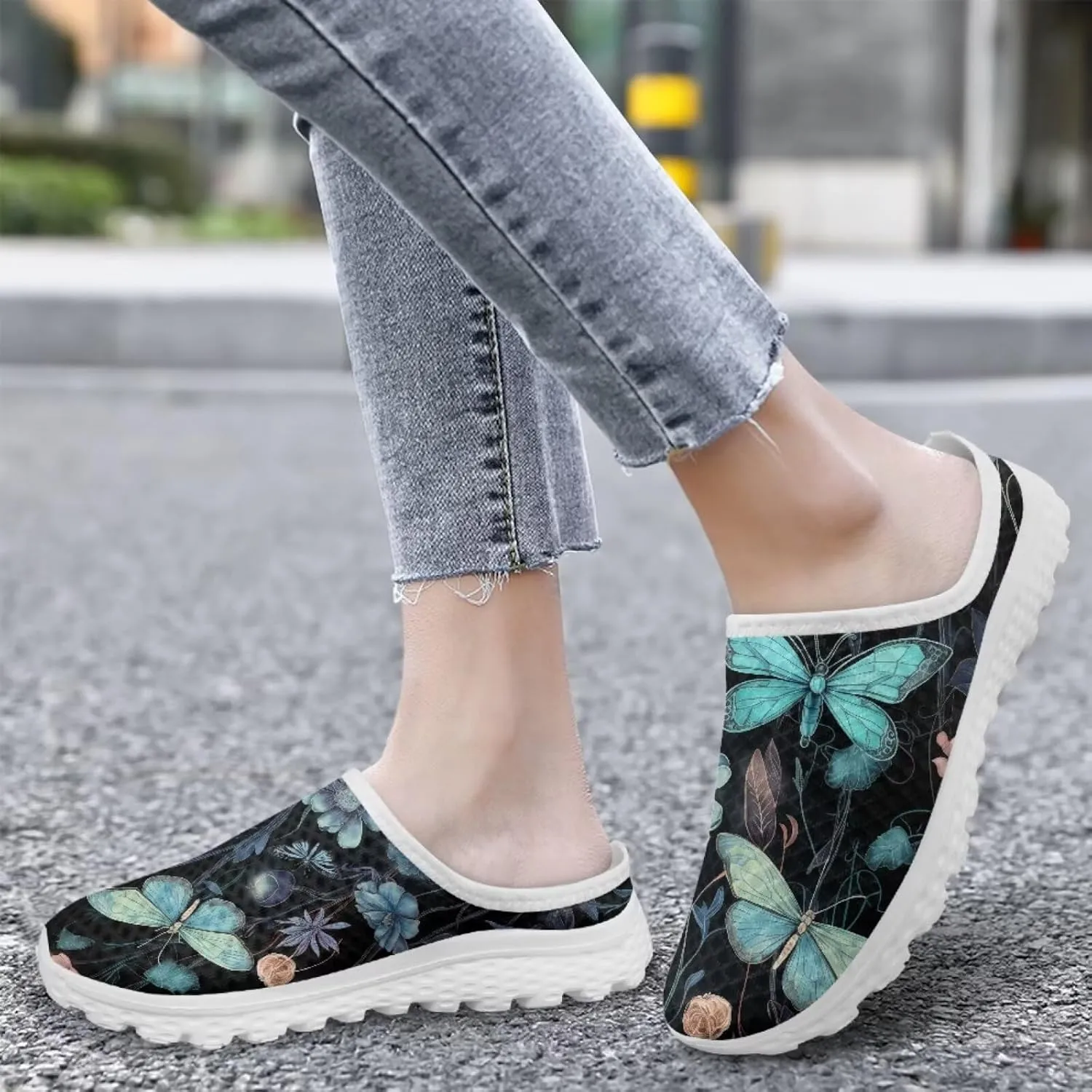 Mule Shoes for Women Summer Novelty Butterfly Outdoor Non-Slip Sneakers Hand Free Garden Walking Shoes Slip On