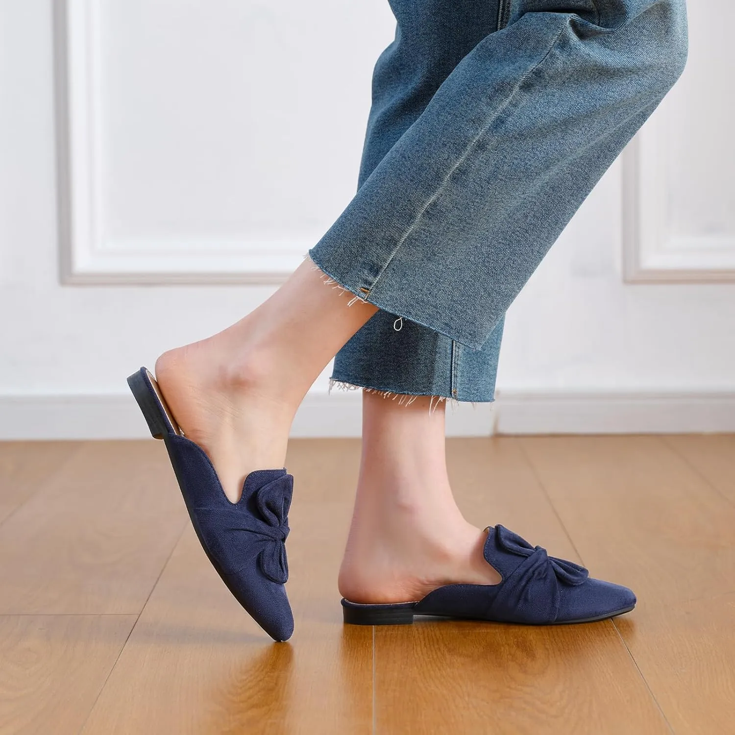 MUSSHOE Women Mules: Pointed Toe Flats - Comfortable Slip on Work Loafers for Professional Woman Aged 25-40 Casual Classic Dressy 2025