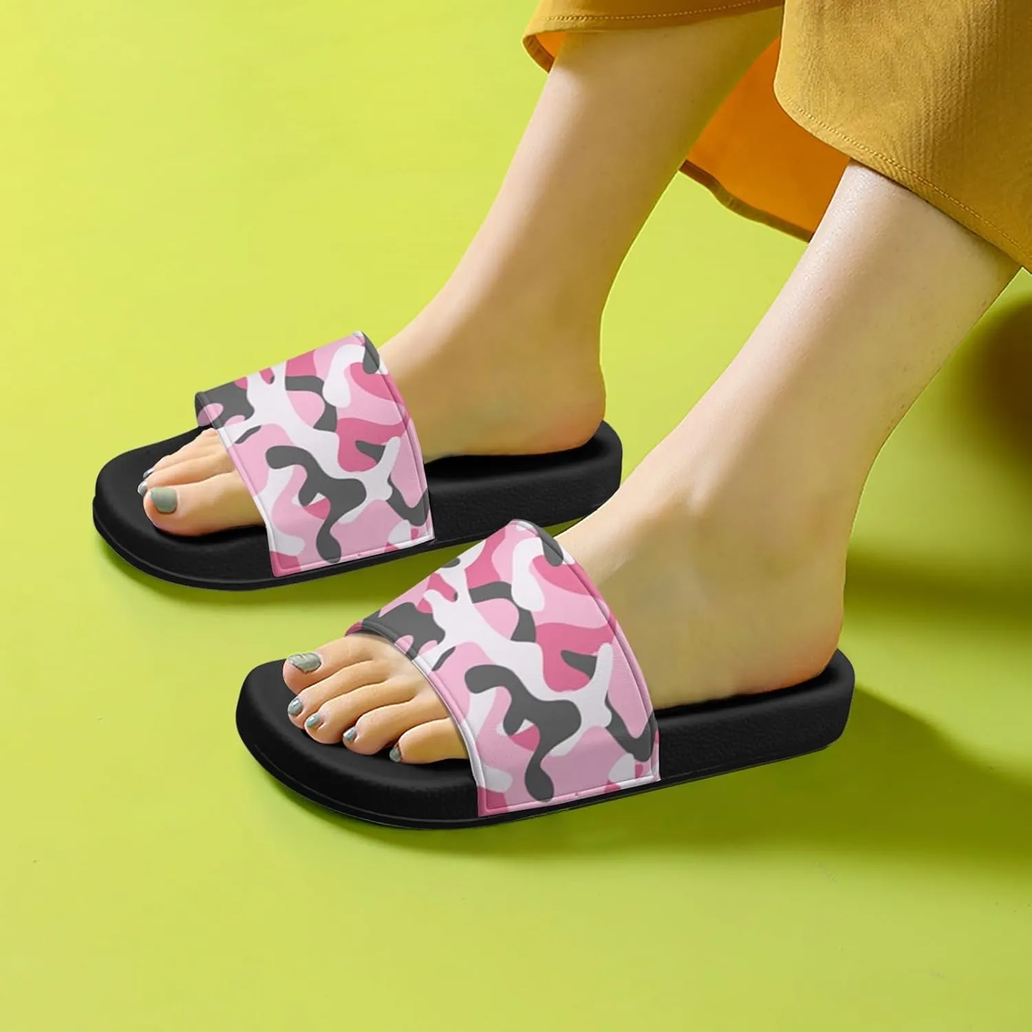 Pitovozu Art Camo Colorful Slippers for Women Men Comfotable Sandals Non Slip Home Bedroom Pool Shower Outdoor Slide Slippers