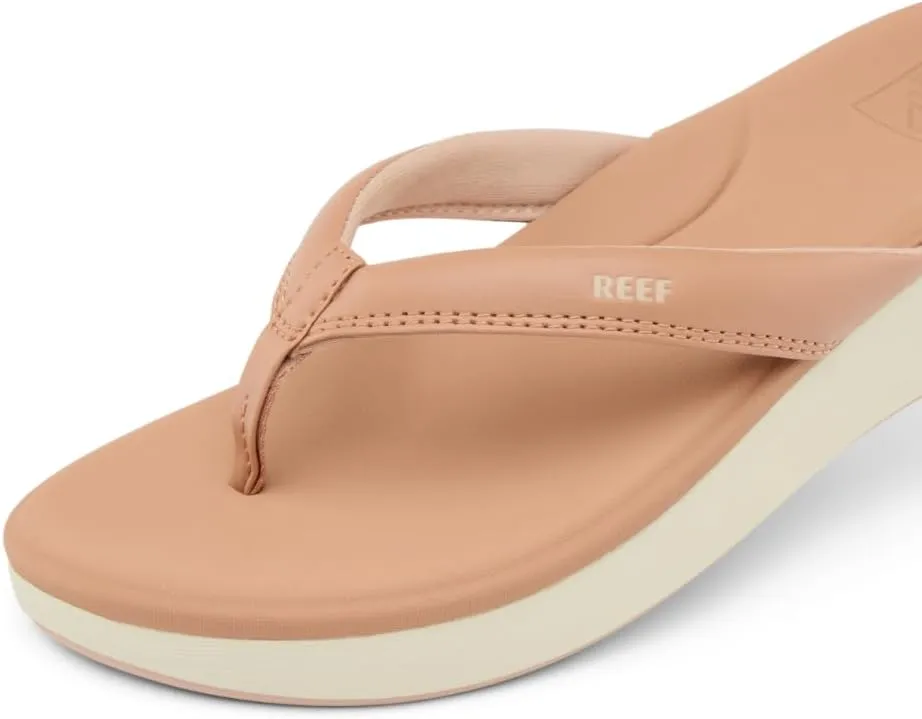 REEF Women's Cushion Cloud Flip-Flop