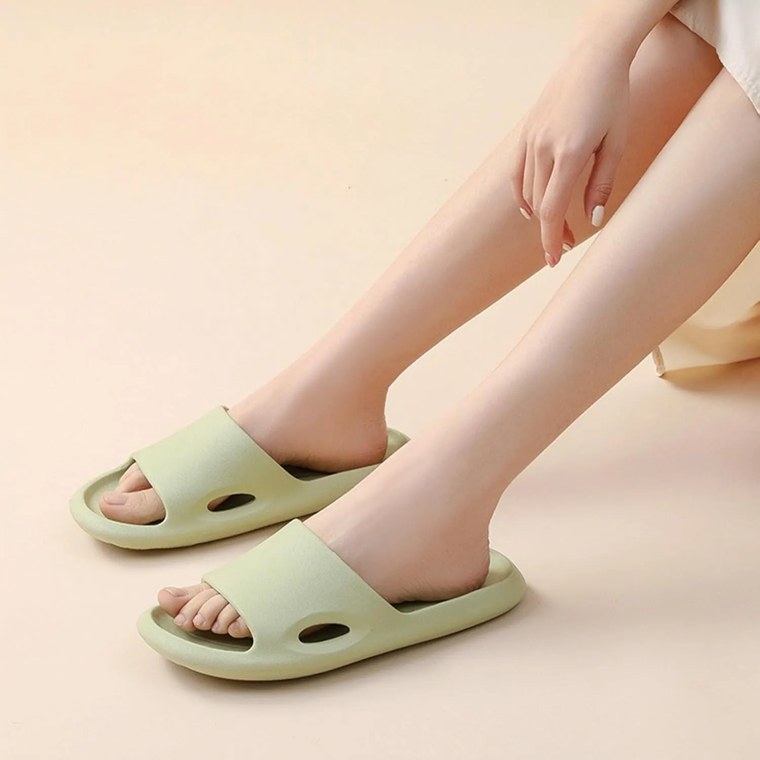 Shower Shoes Men Slippers Sandals Women Bathroom Non-Slip Flip-Flops for College Dorm Room Essentials Shower Sandals Slides Gym Spa Pool