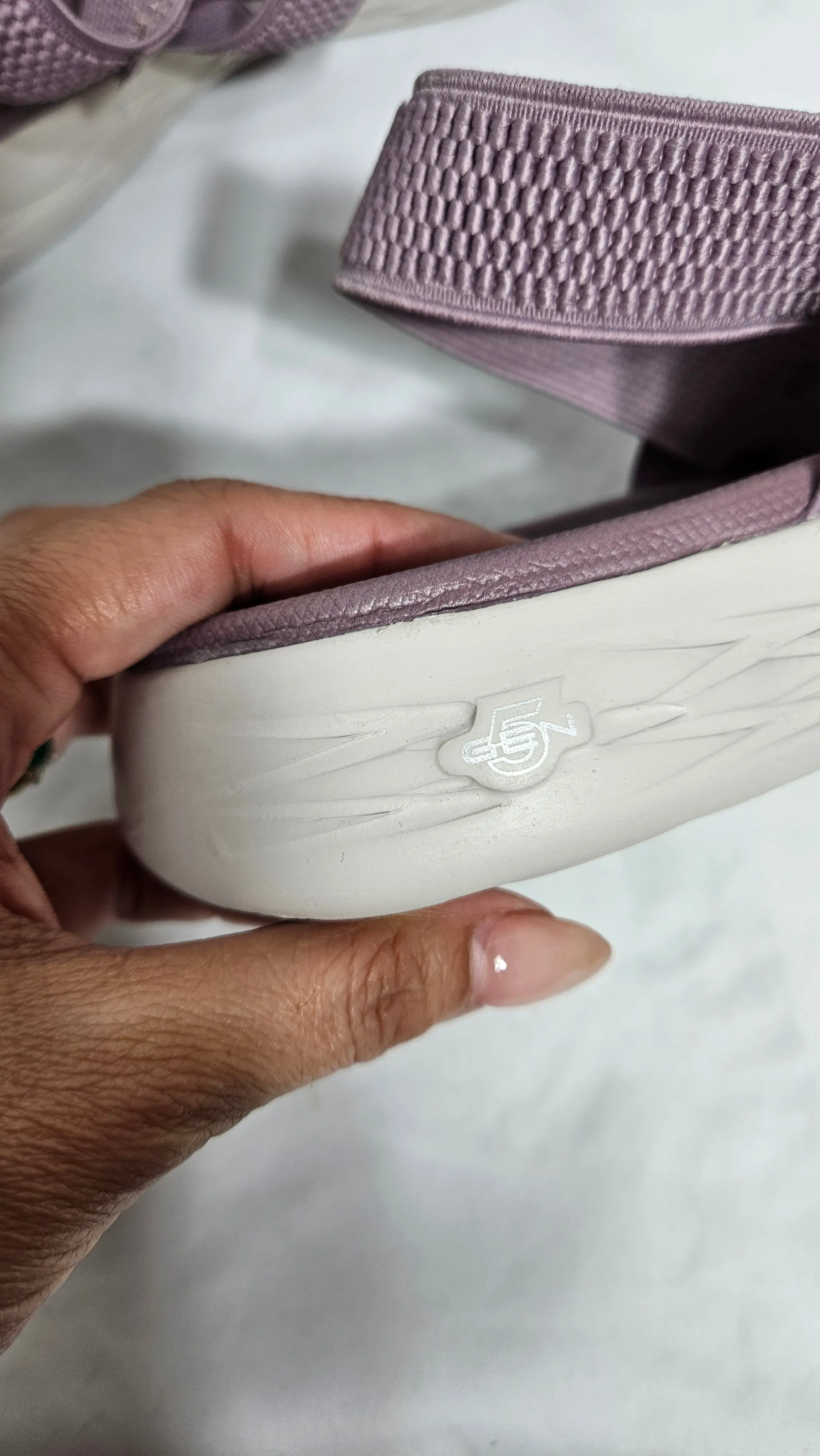 Skechers OTG (On the GO) 600 – Flawless sandal.