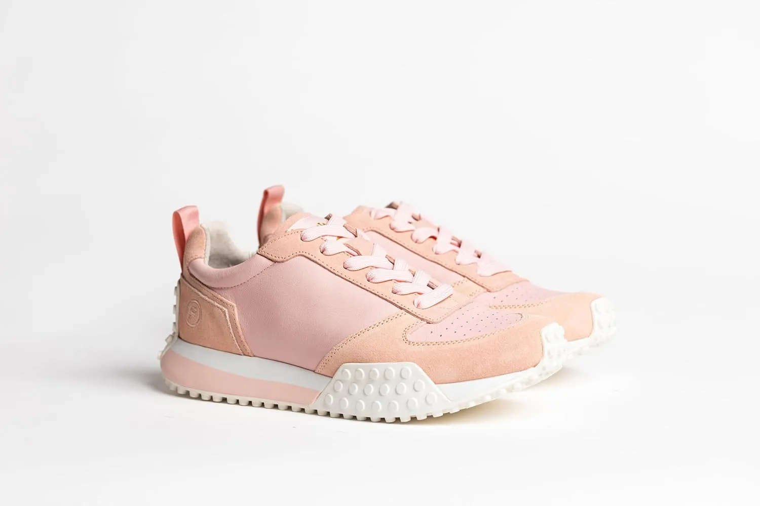 Smoove Trainer Women's Sneakers - Lightweight Luxe Suede Casual Shoes for Street Style and Everyday Comfort
