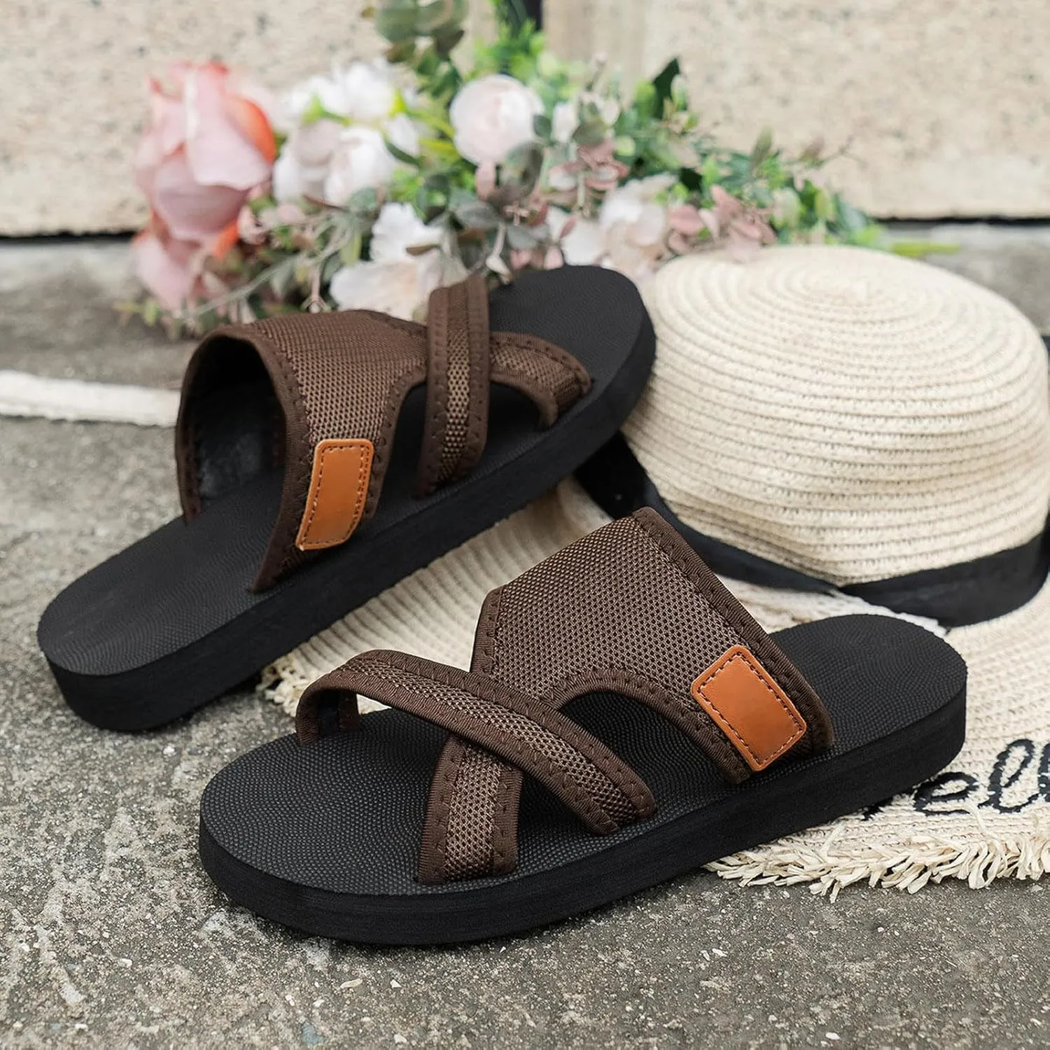 Summer Sandals for Women 2025 Fashion Comfortable Wide Spring Beach Shoes Hollow Mesh Flat Slide Sandals Flip Flops
