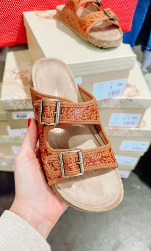 The Kelsey Sandal