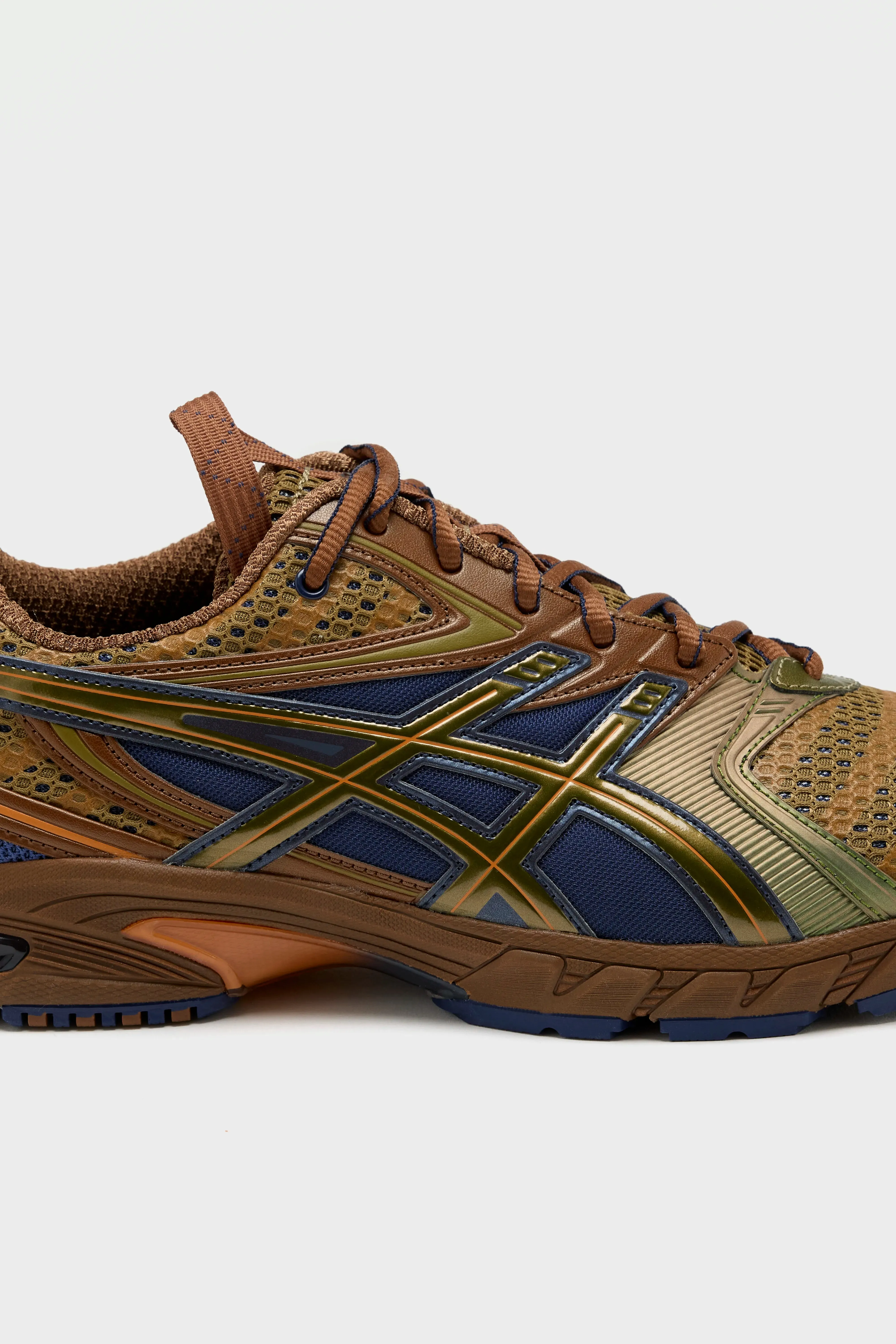 UB9-S Gel-DS Trainer 14 for Men (251 / M / BROWN)