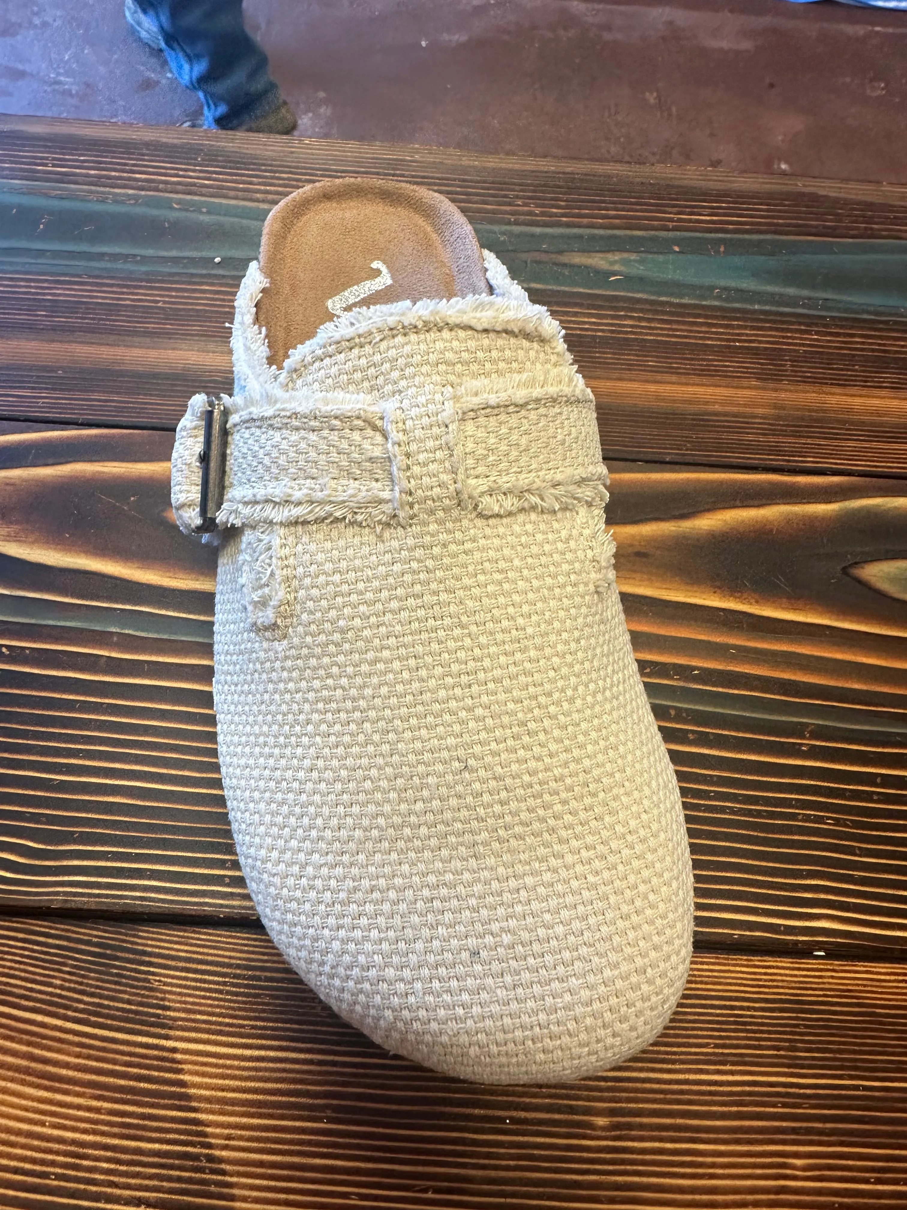 Very G Basket Mule