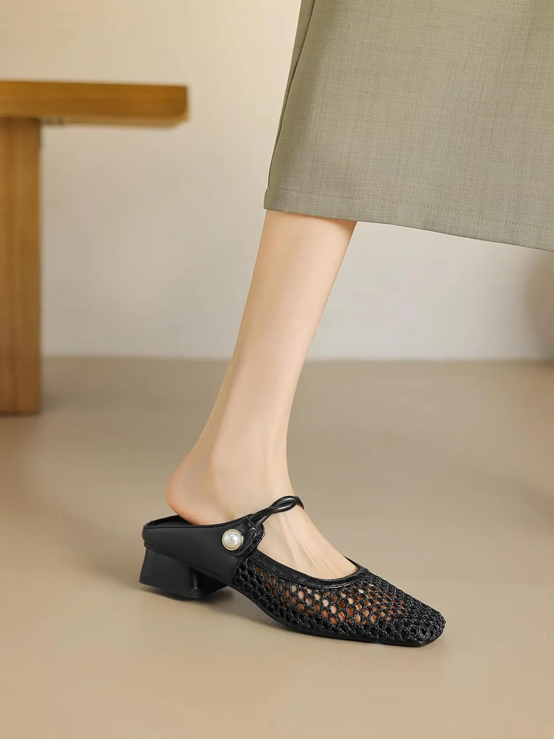 Women's Mesh Mule Flats Low Block Heel Comfortable Breathable Slip-On Shoes Casual Stylish Unique Pearl Mules