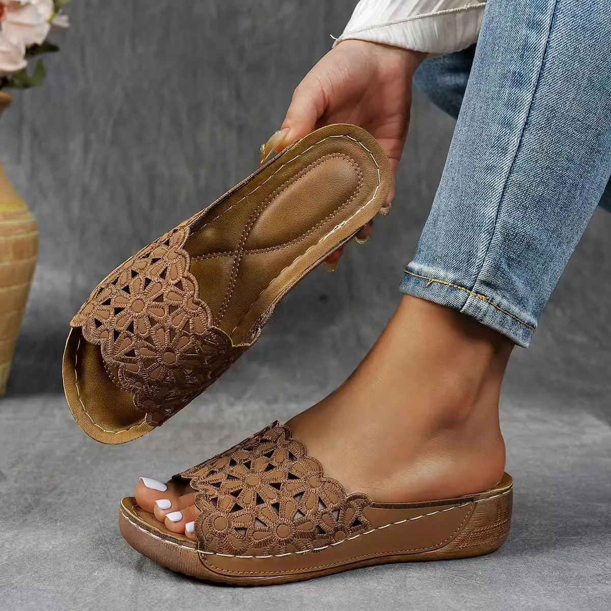 Women's Orthopedic Wedge Sandals With Floral Straps, Mesh Breathable Anti-Slip Casual Slingback Peep Toe Walking Slippers