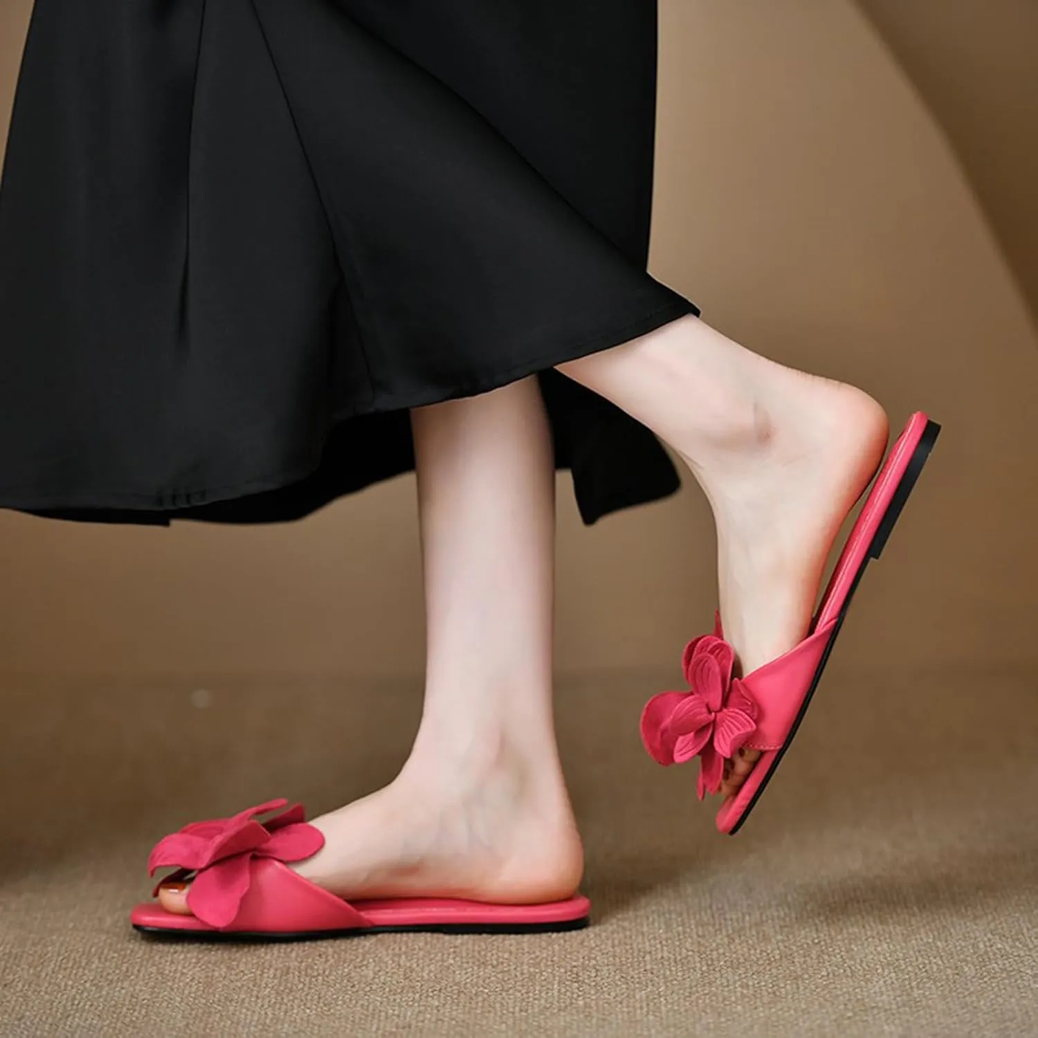 Women's Square Open Toe Flowers Pearl Flat Slide Sandal Summer Slip On Comfort Anti-Slip Boho Dressy Block Heel Slippers for Beach Sandals