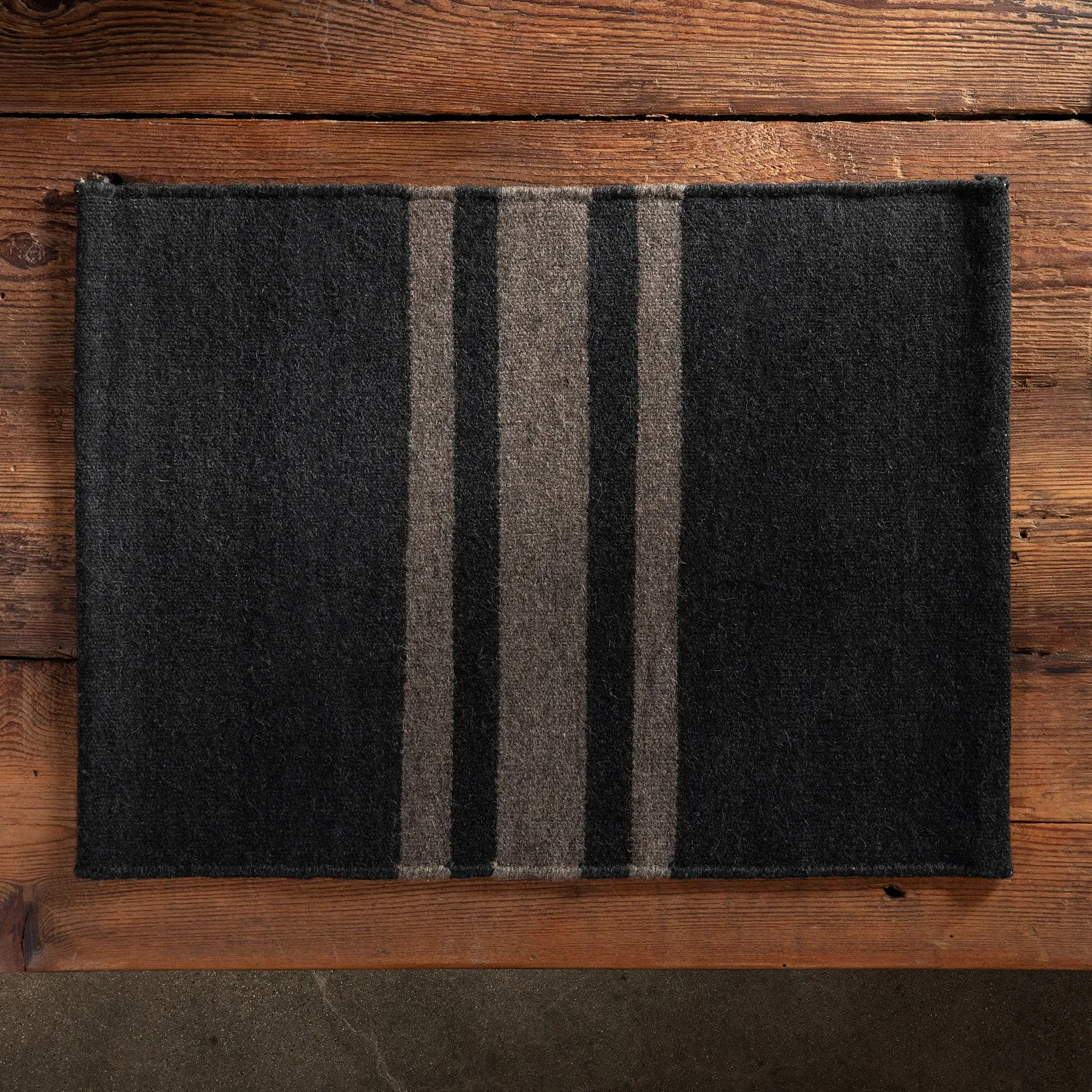 Wool Striped Placemat - Anthracite/Mule