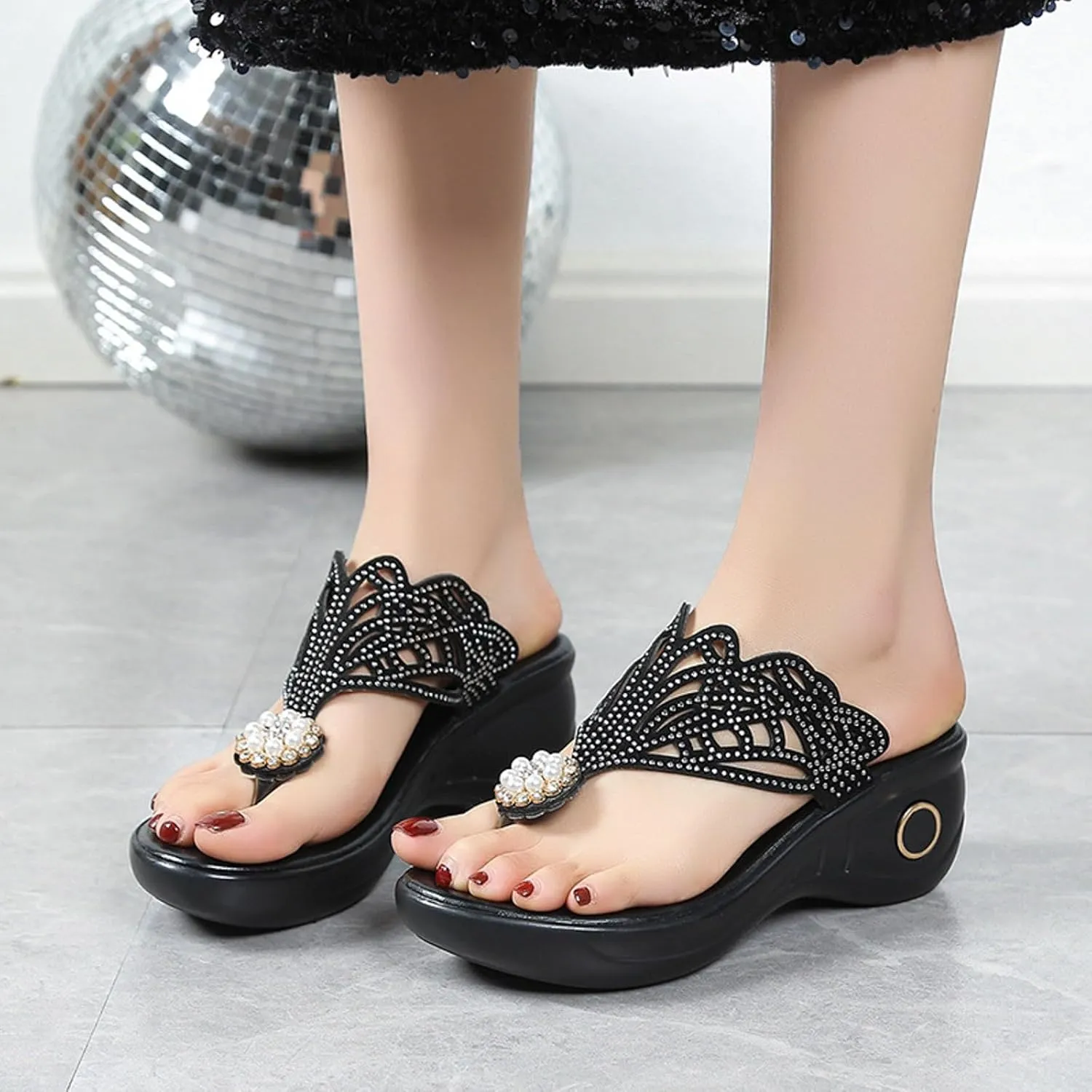 ZSpzx Women Wedge Sandals 2025,Rhinestone Flip Flops Soft Cushion Orthopedic Slides Comfortable Wedges Heel Shoes Arch Support Breathable Non-Slip Walking Footwear Peep Toe Daily Wear Indoor/Outdoor